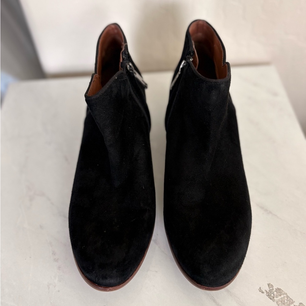 Sam Edelman Petty Black Suede Ankle Boots Western Minimalist Chelsea